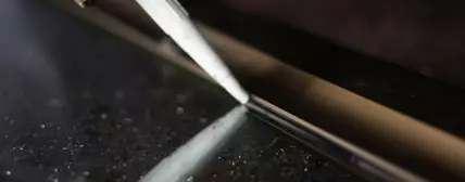 Pulizia e rimozione del silicone